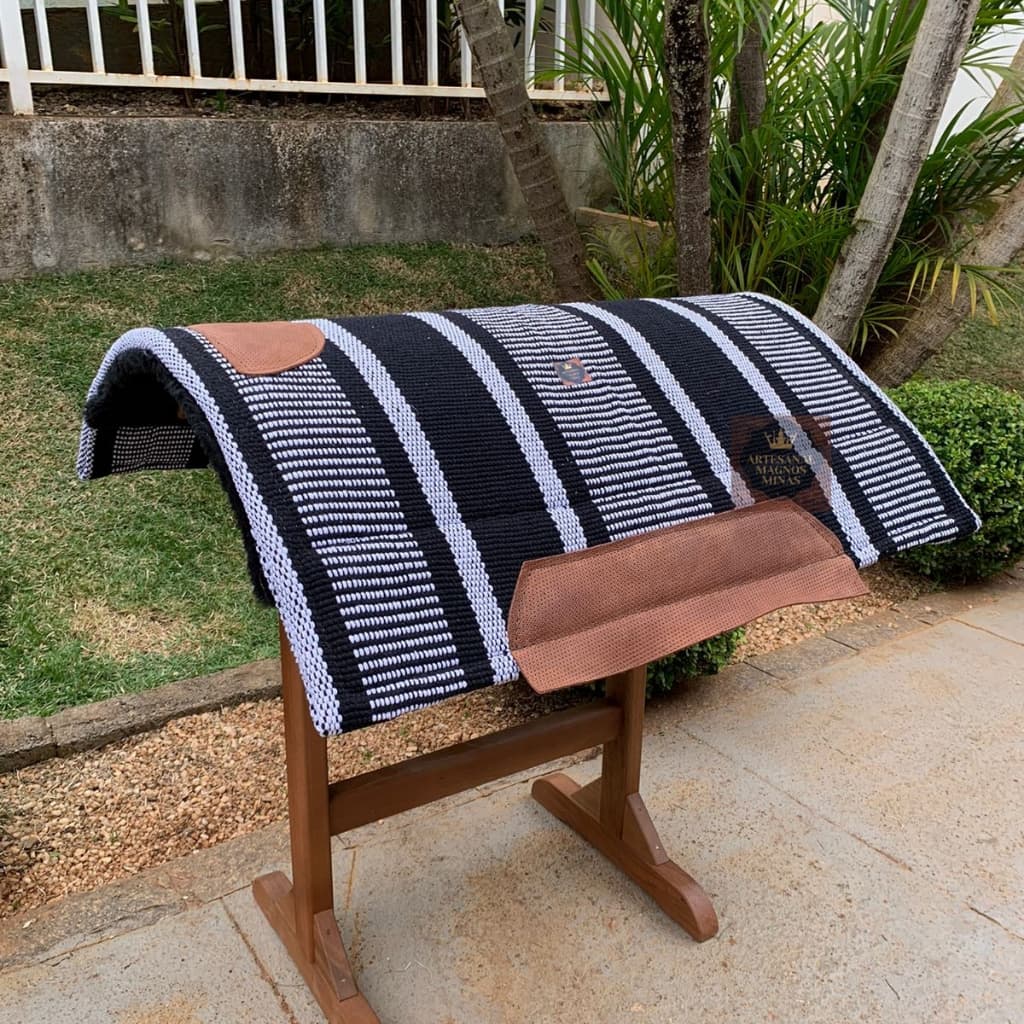 Manta Criola Tapete Grosso Para Sela De Cavalo Baixeiro Preto Navajo confortavel
