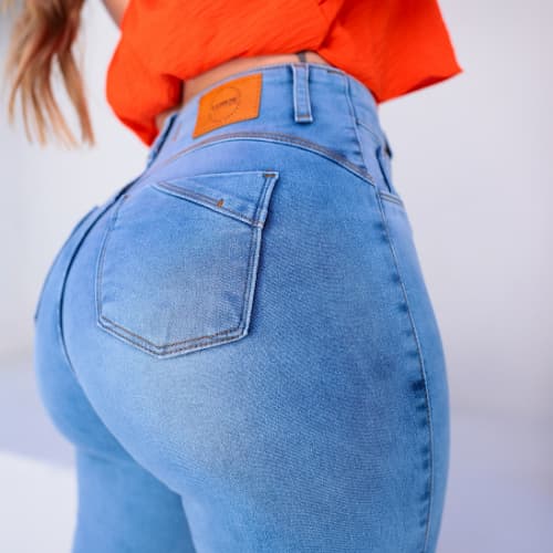 Calça Jeans Feminina Skinny Cós Curve Clara Empina Bumbum  Modeladora Cintura Alta Lycra Elastano