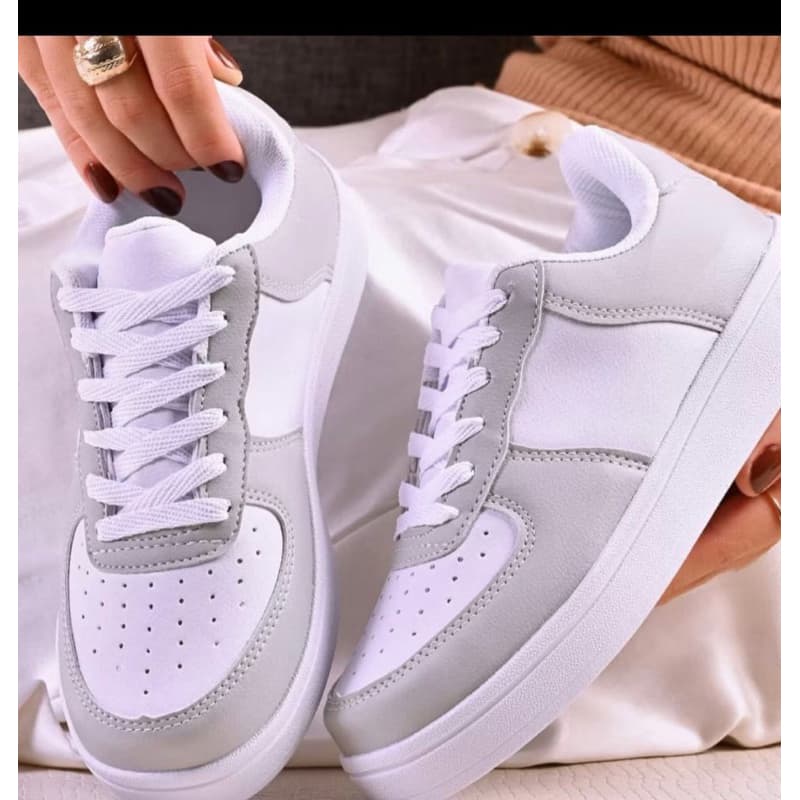 tênis ,snaaker ,inovador lançamento casual/ branco /cinza /estilo e elegância