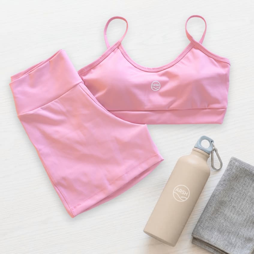 Conjunto Esportivo Fitness Feminino Top com Bojo e Shorts Conforto Sustentação Poliamida Academia Fitness